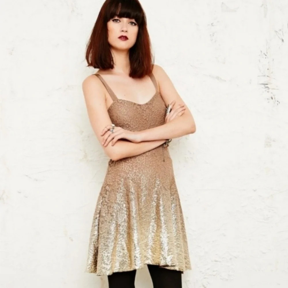 FREE PEOPLE S LACE Feminine Mocha Ombré Gold Foil Embroidered Tank Skater Dress